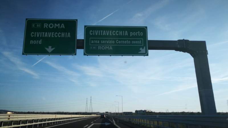 Stanotte chiusa la A12 fra Civitavecchia Nord e Civitavecchia Porto in entrambi i sensi