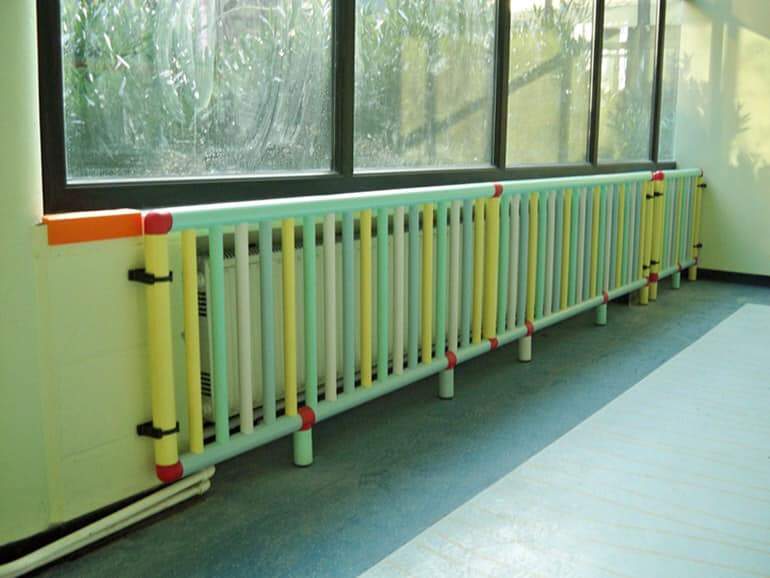 foto termosifoni scuola