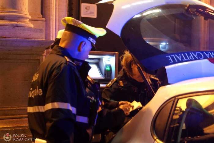 Polizia locale roma capitale notte