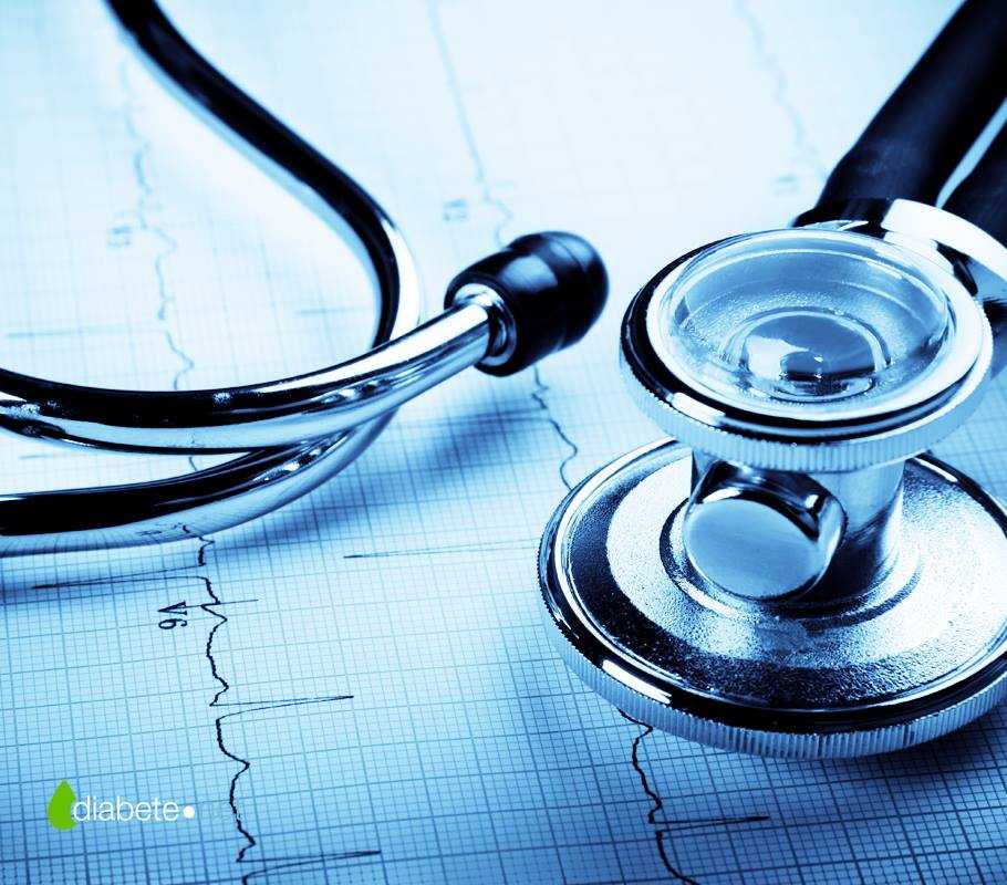 diabete strumenti 1 ecg elettrocadiogramma stetoscopio esame clinico