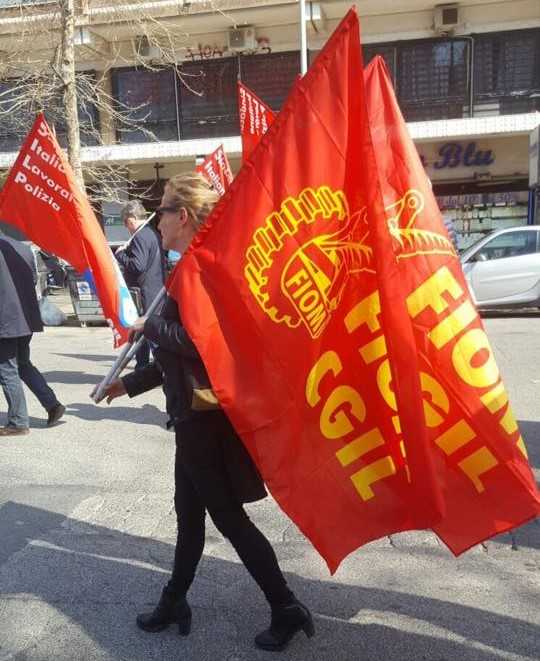 fiom cgil bandiere