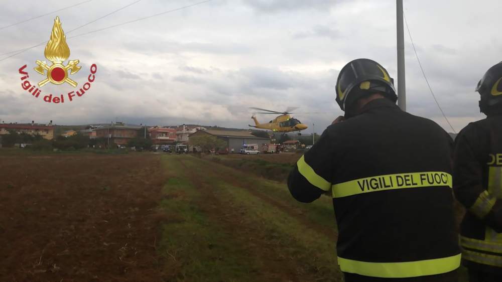 velivolo elicottero vvf vigili fuoco eliambulanza santa severa ultraleggero 2