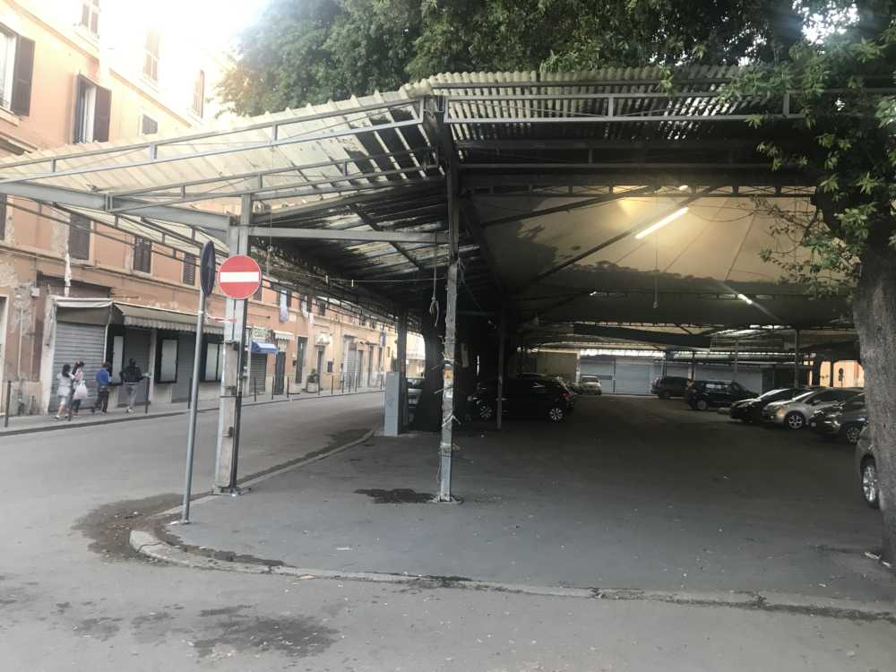 mercato civitavecchia parcheggio palmetta (2)