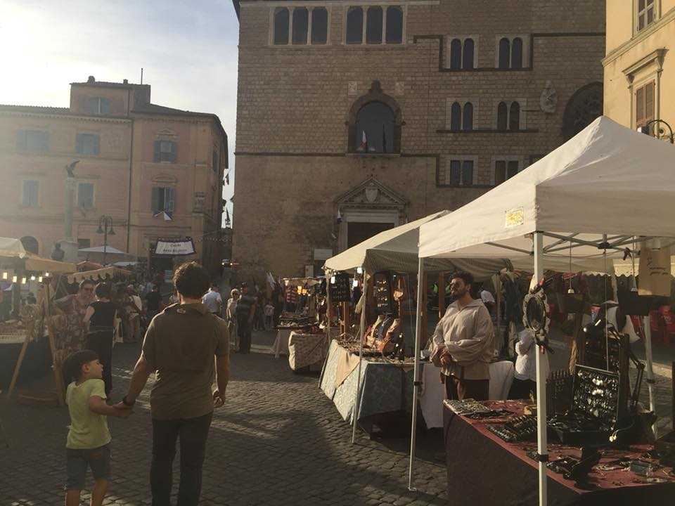 mercato tarquinia