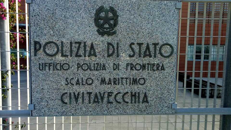 polizia frontiera polmare civitavecchia 1
