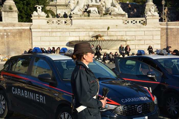 Carabinieri contro abusivismo e degrado: due arresti