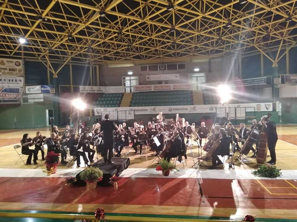 concerto palasport santa marinella orchestra nova amadeus maestro sergio la stella