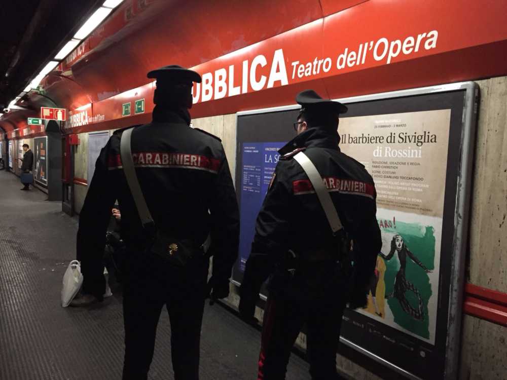 PROVINCIALE – Controlli antiborseggio dei Carabinieri metropolitana (3)