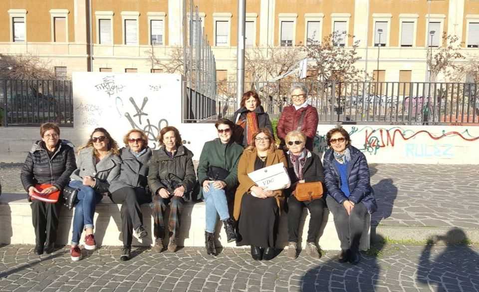 donne 194 feti cimitero