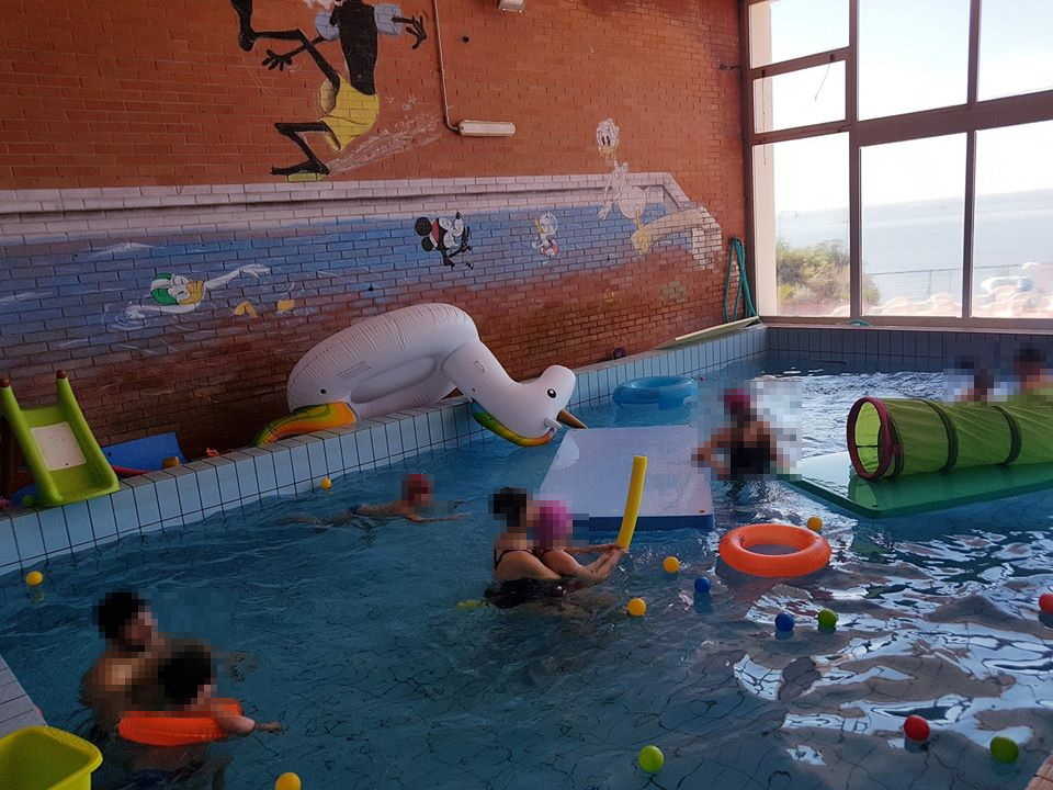piscina anziana mora via marartona coser civitavecchia