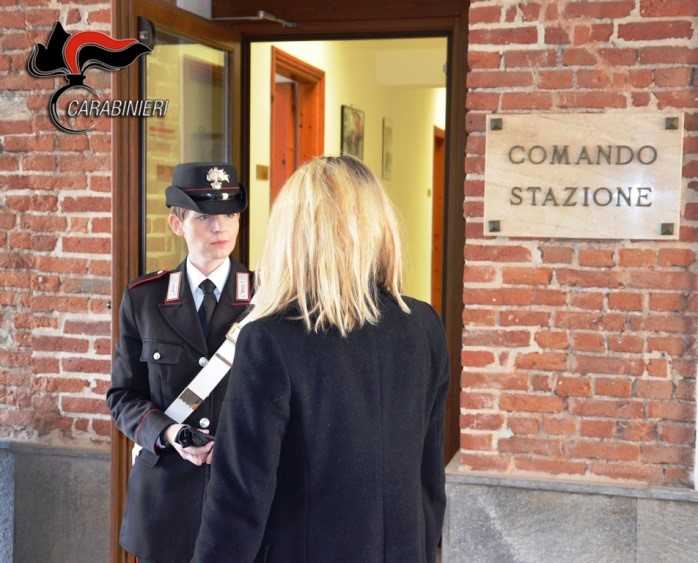 carabinieri donna stalking