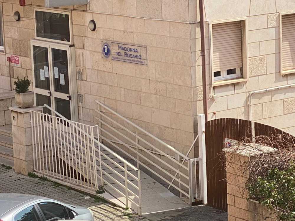 madonna del rosario rsa insegna