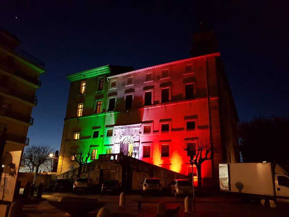 palazzo camerale allumiere tricolore