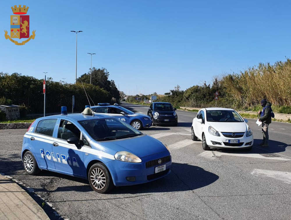 posti blocco polizia porticciol riva triano commissariato civitavecchia (2)