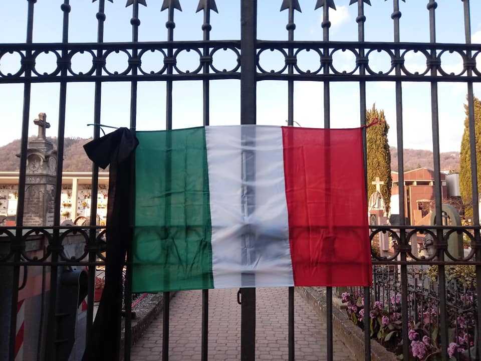tricolore lutto cimitero
