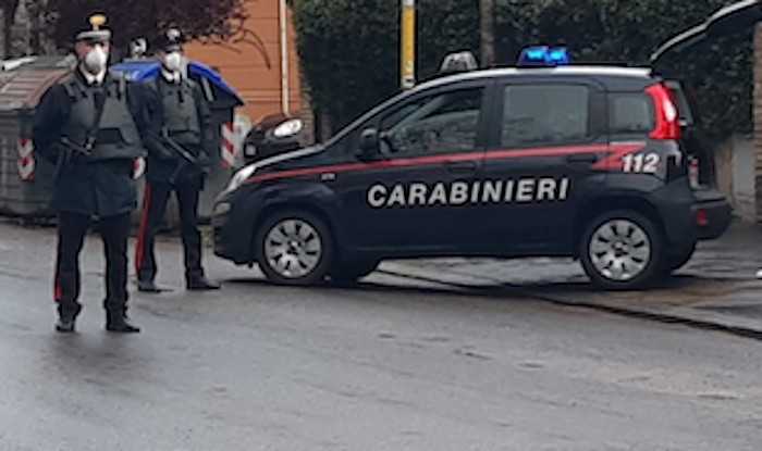 zona rossa posto di controllo dei Carabinieri zona rossa posto di controllo dei Carabinieri
