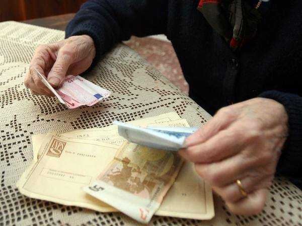 anziano pensione pensionato