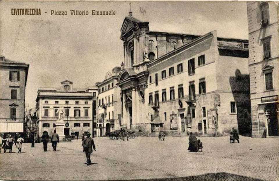 civitavecchia antica piazza vittorio