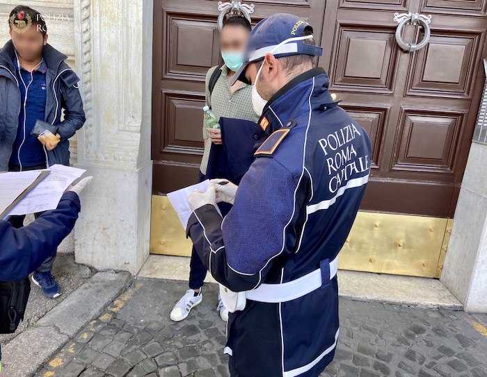 controllo covid coronavirus polizia locale
