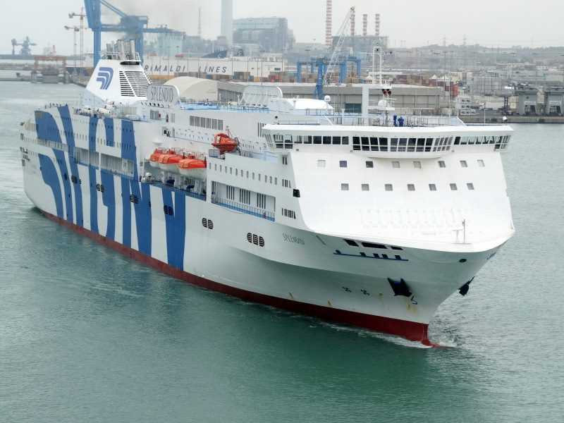 gnv civitavecchia splendid