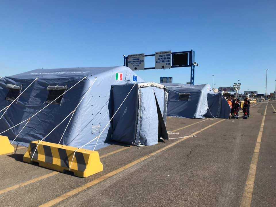 tenda porto civitavecchia falchi blu protezione civile prociv roma 5 drive in