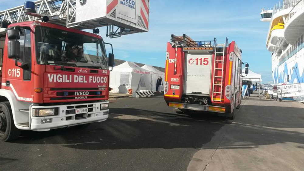 vigili fuoco vvf porto civitavecchia nave crociera
