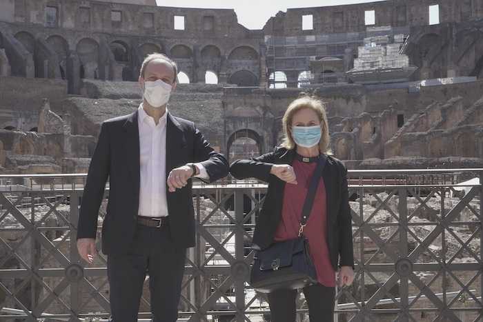 Il Direttore Alfonsina Russo e il Direttore Angelo Tanese