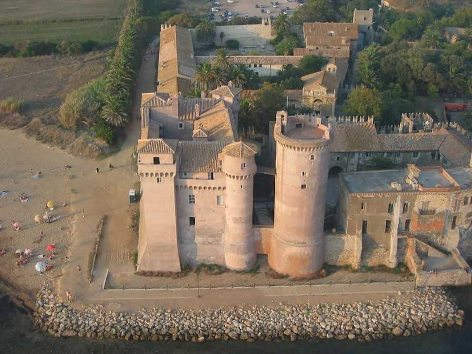 castello santa severa alto parcheggio