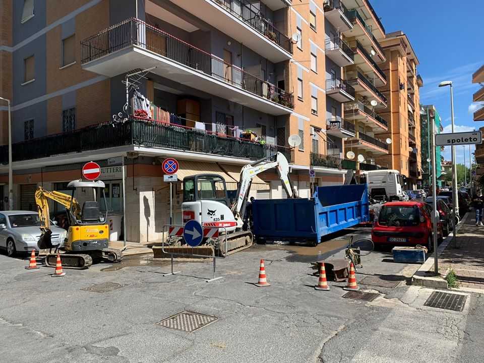 ladispoli lavori stradali idrico acqua via spoleto