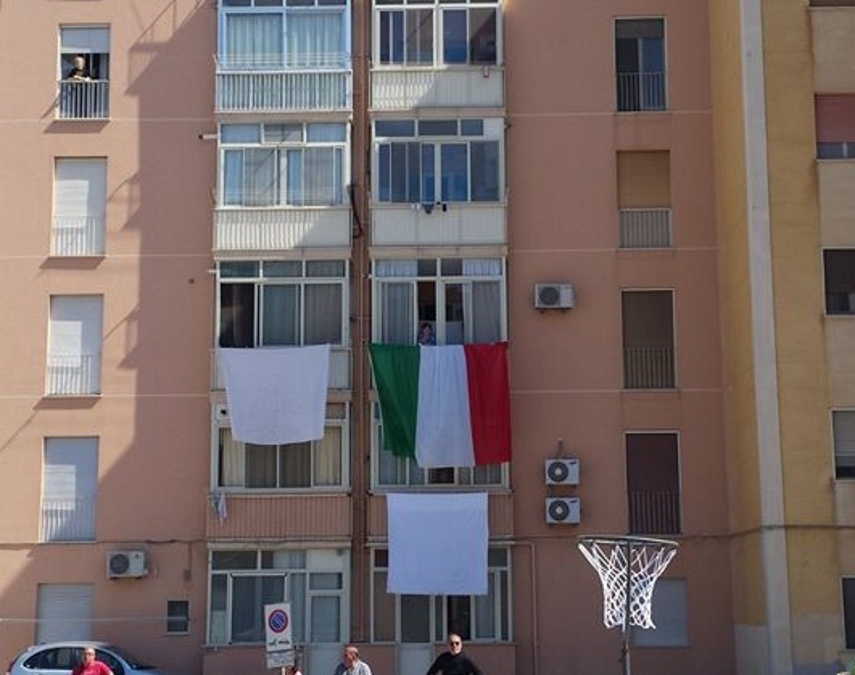 lenzuolo bianco capaci