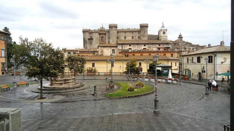 piazza IV 4 novembre bracciano