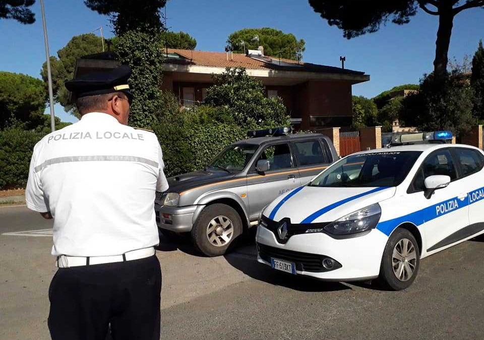 Guidava senza patente forzando il blocco, denuncia della Municipale di Tarquinia