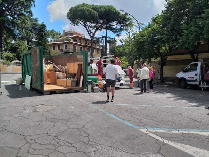 Ecostazione_piazza_Tempio_di_Diana Ecostazione_piazza_Tempio_di_Diana