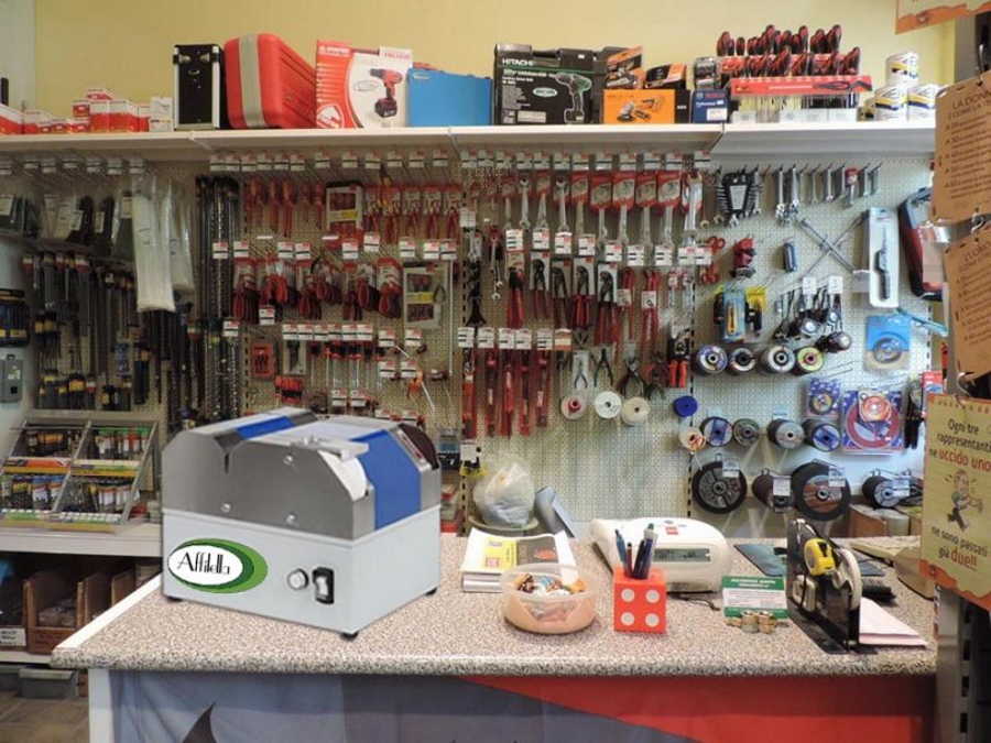 ferramenta negozio orari roma 050620 ferramenta negozio orari roma 050620
