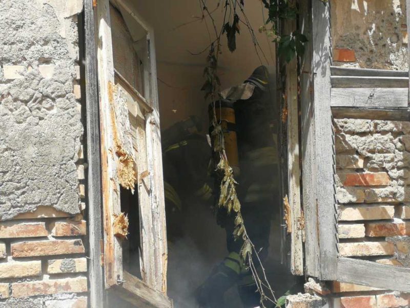 incendio edificio ladispoli messico vvf vigili fuoco pompieri