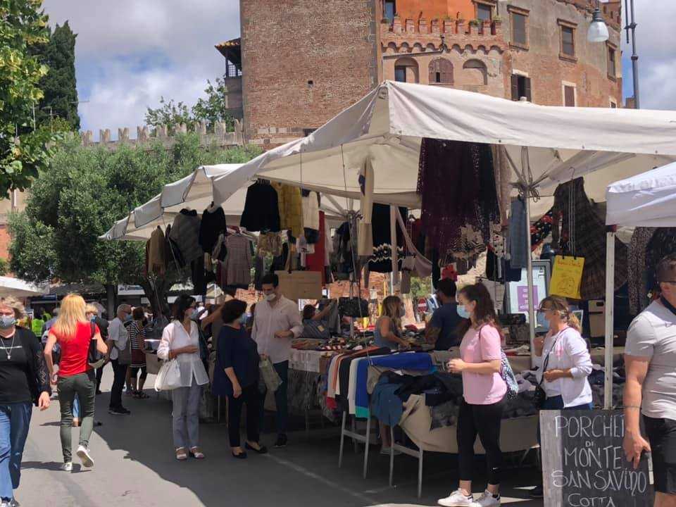mercato forte marmi montalto