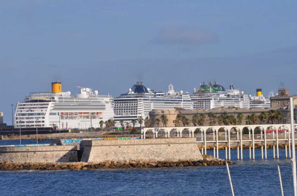 navi porto civitavecchia forte michelangelo pirgo