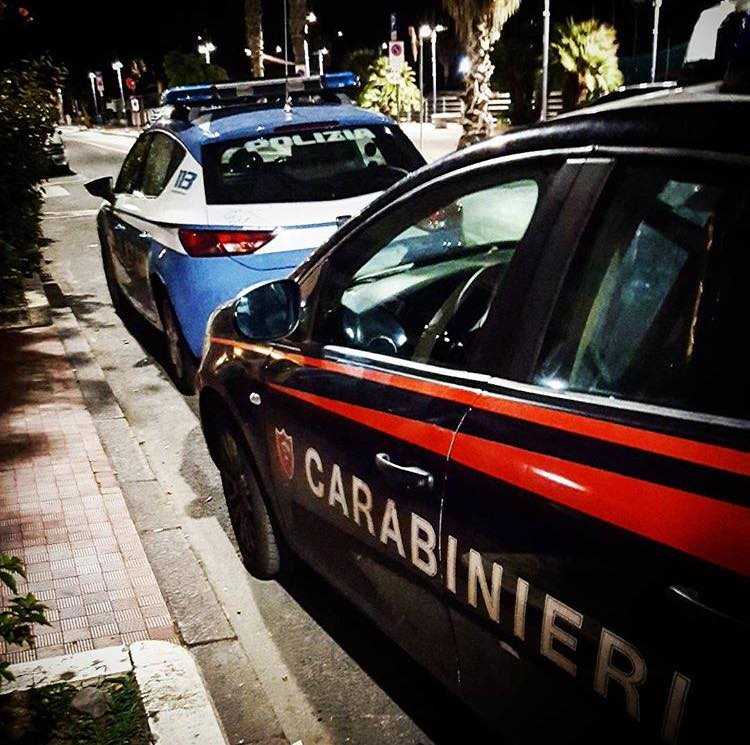 carabinieri polizia auto carabinieri polizia auto
