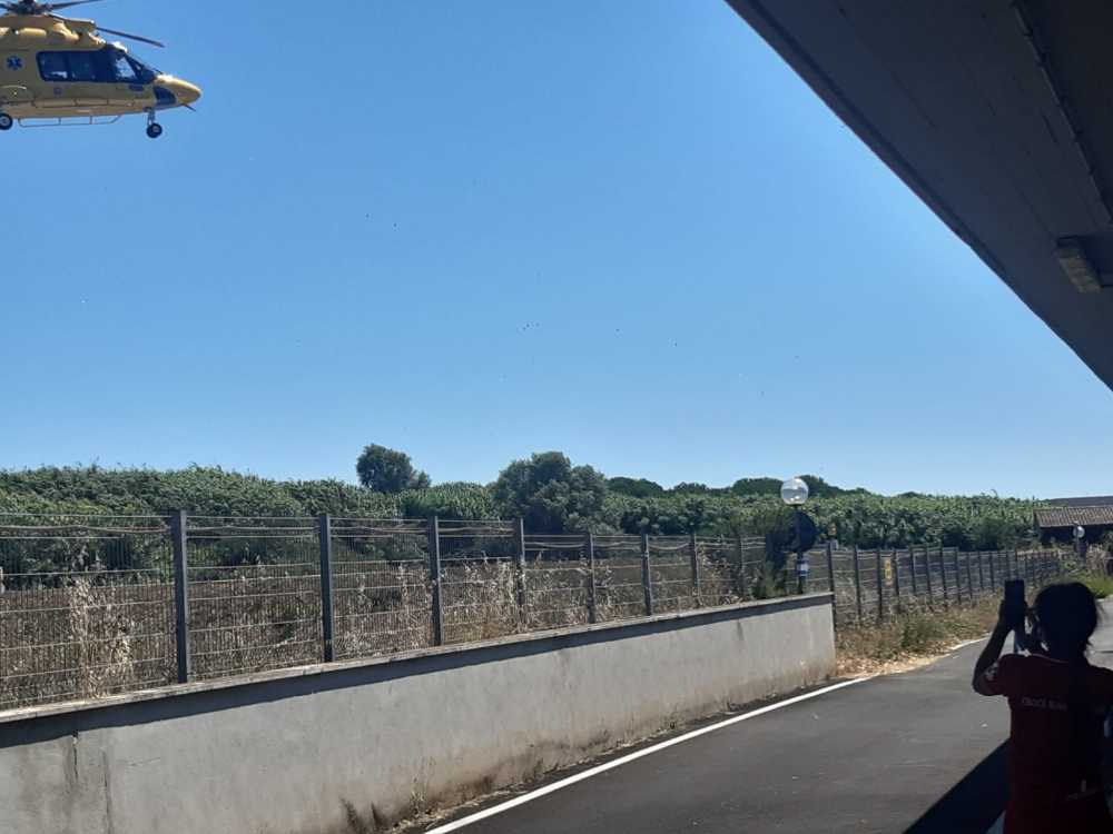 elicottero eliambulanza elisoccorso pit ladispoli 1 elicottero eliambulanza elisoccorso pit ladispoli 1