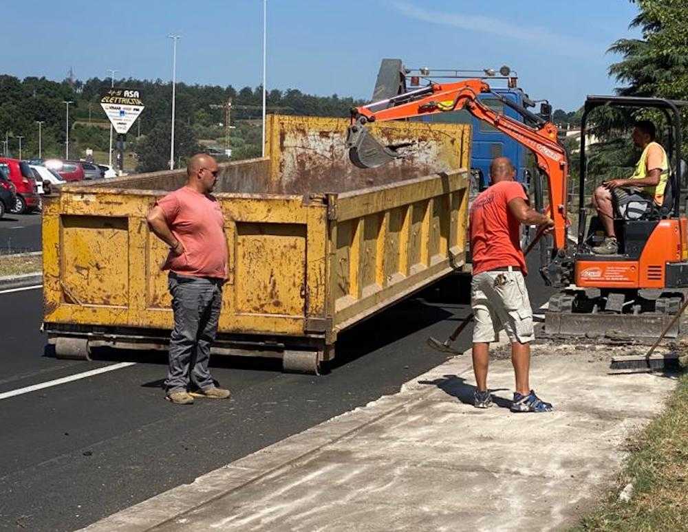lavori marciapiedi bracciano nuova