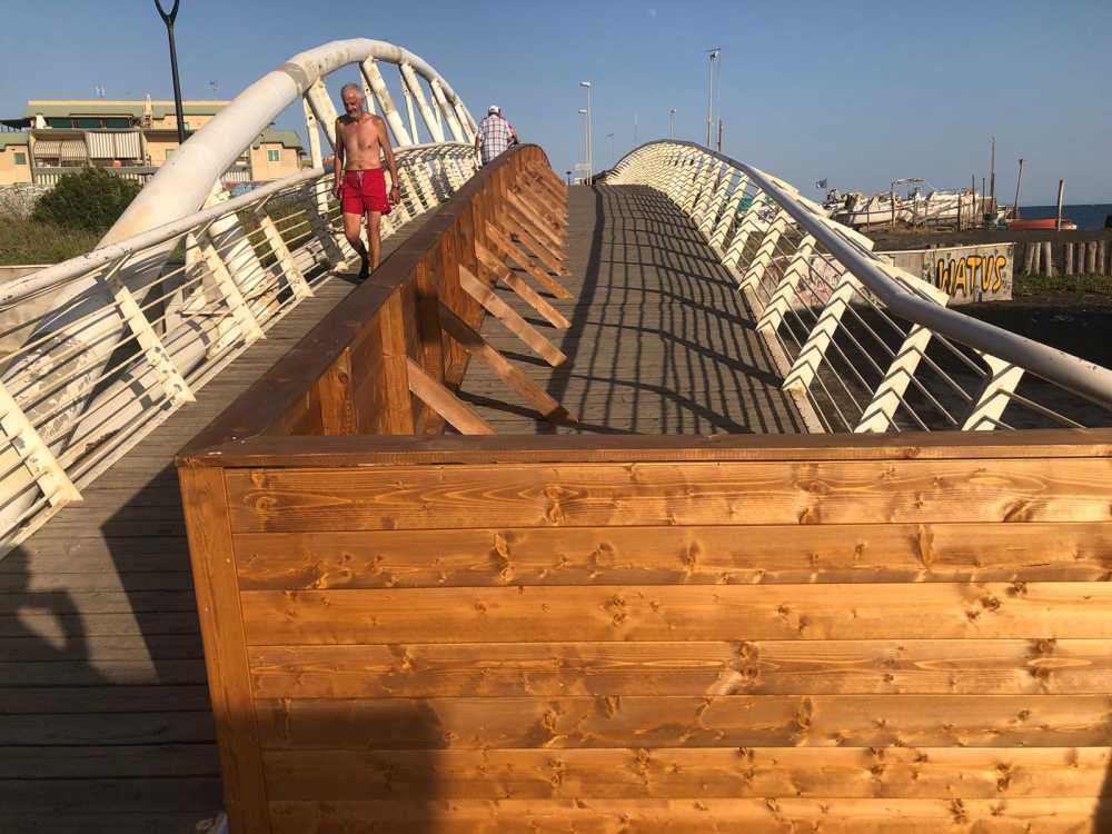 ponte bikila ladispoli chiuso 3