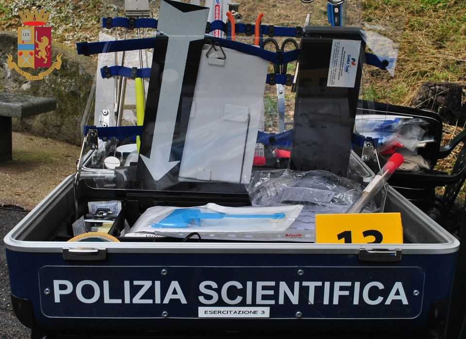valigetta polizia scientifica