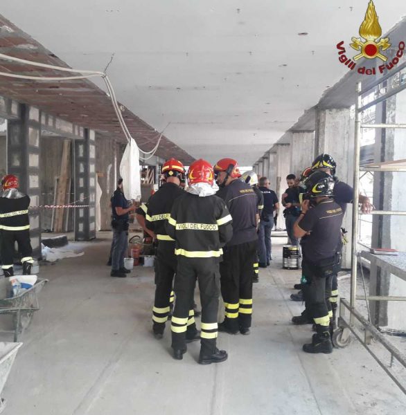 vigili fuoco vvf cantiere edile pompieri