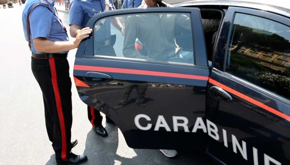 Controlli antiabusivismo al Colosseo carabinieri arresto (3)
