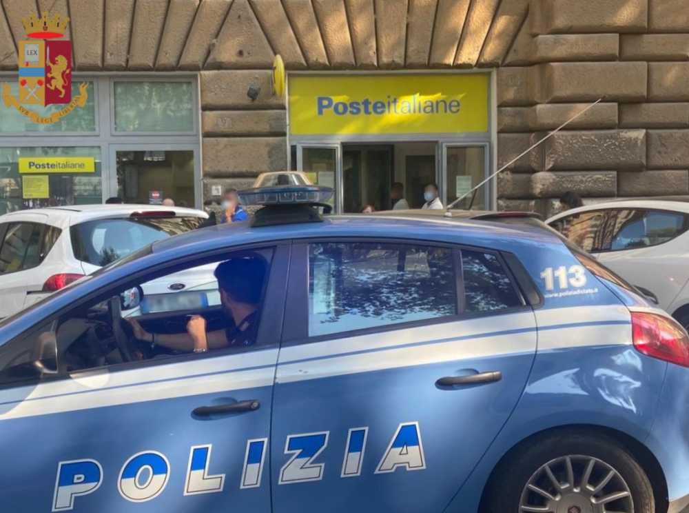 Esquilino poste polizia