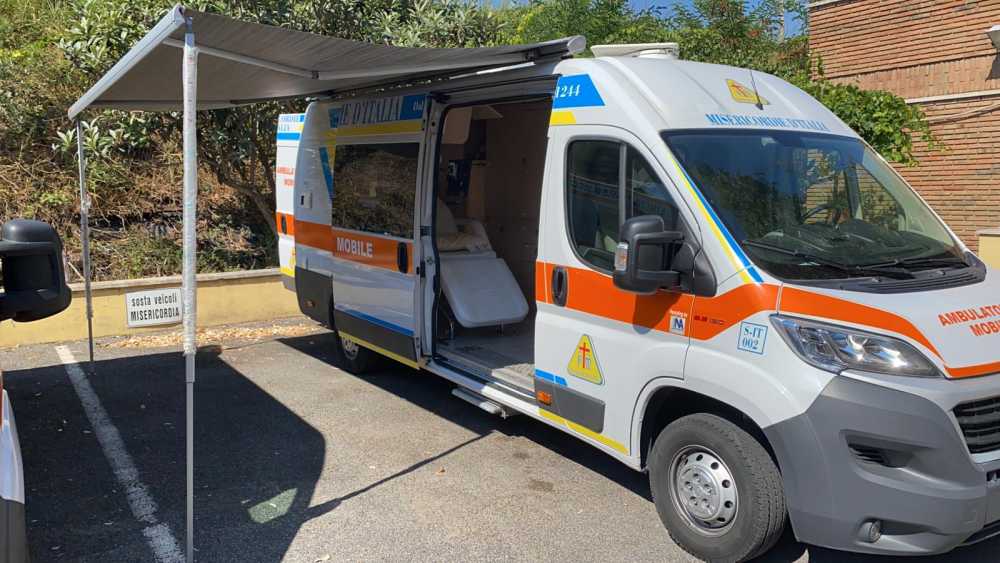 ambulatorio-mobile-misercordia-santa-marinella