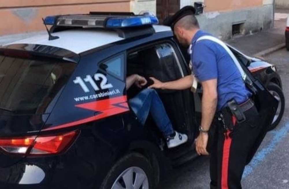 carabinieri arresto carabinieri arresto
