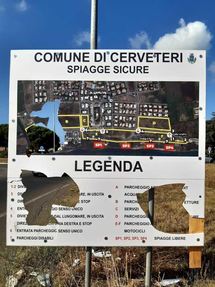 cartello danneggiato marina cerveteri