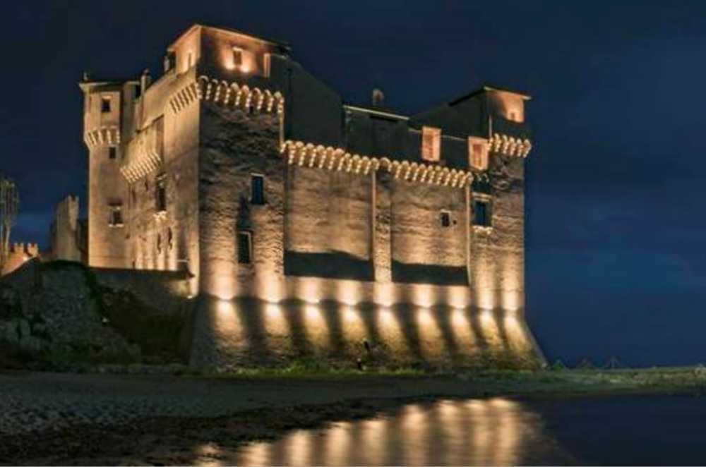 Chiara Cami live al Castello di Santa Severa