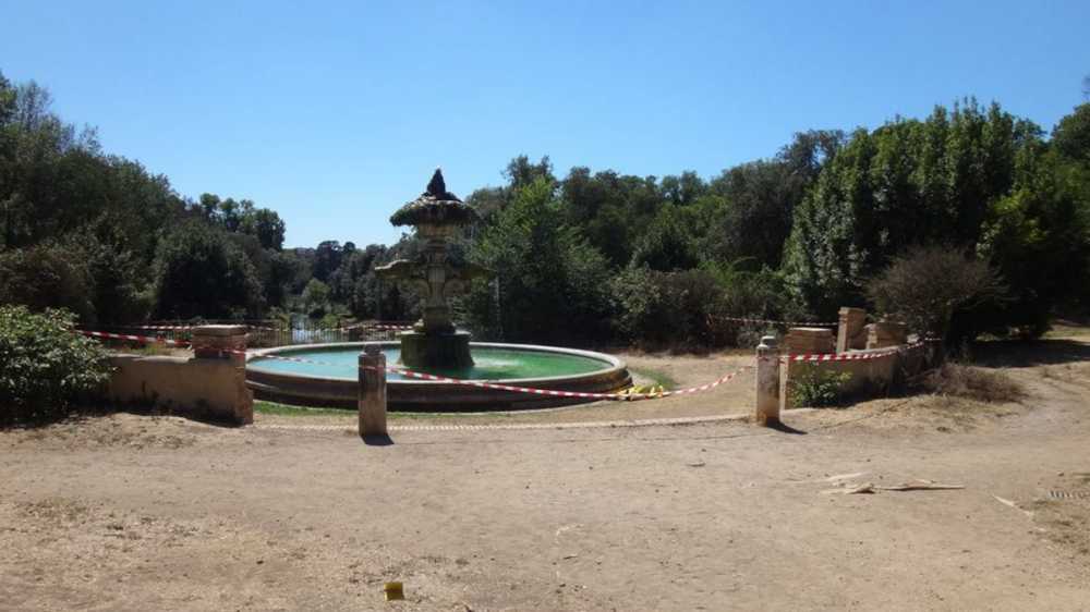 fontana giglio villa pamphili nastro